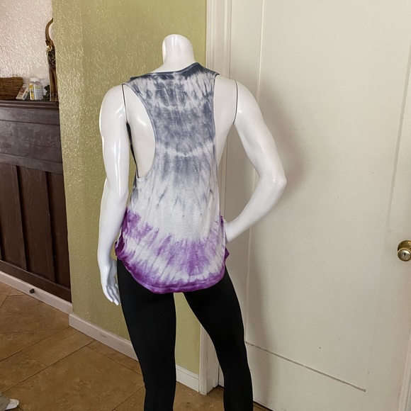 Tank top . Fabric rayon and spandex - Picture 4 of 5